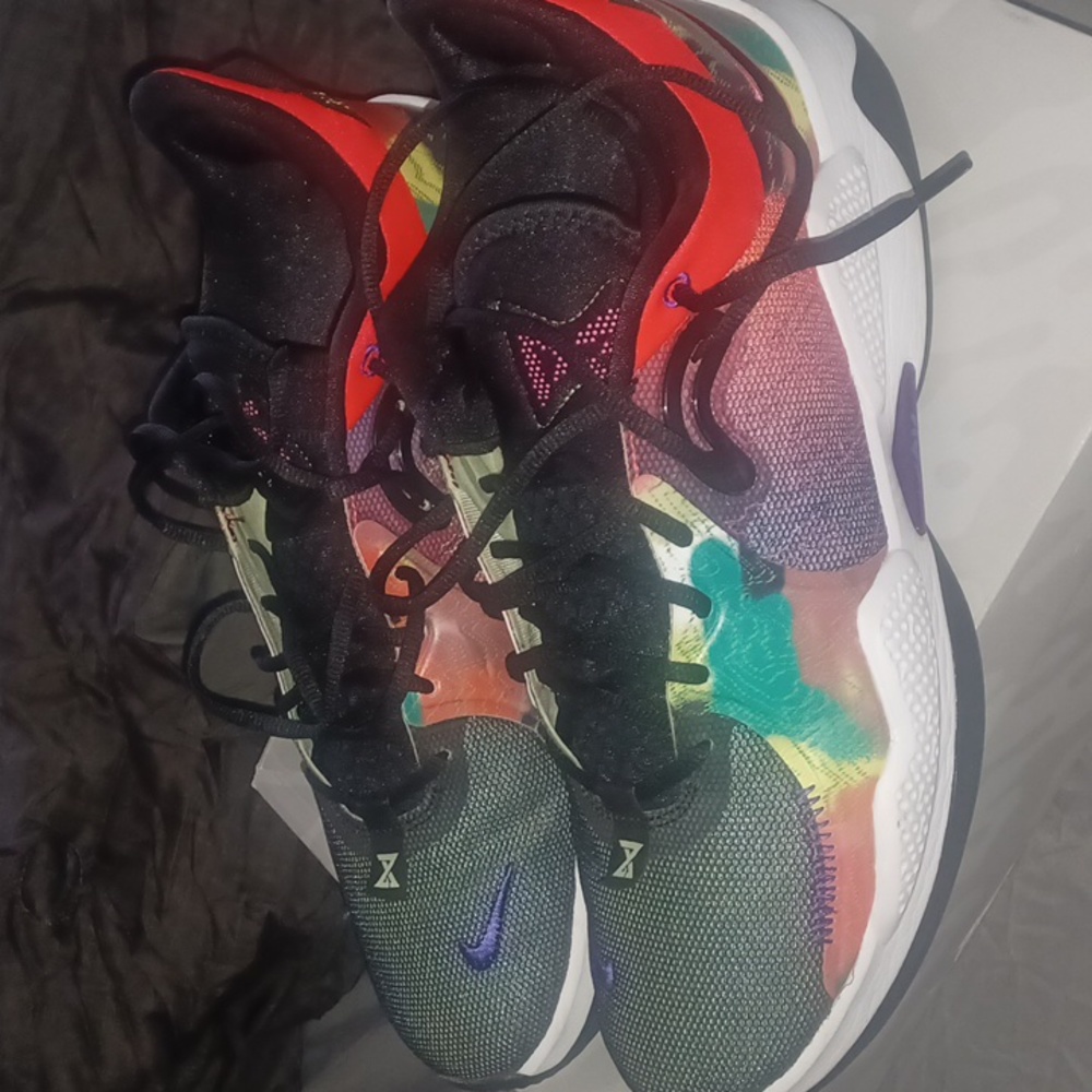 Nike pg 5